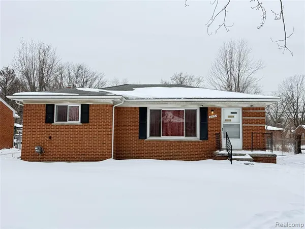 $1,500 | 21057 Cunningham Avenue, Warren, MI 48091
