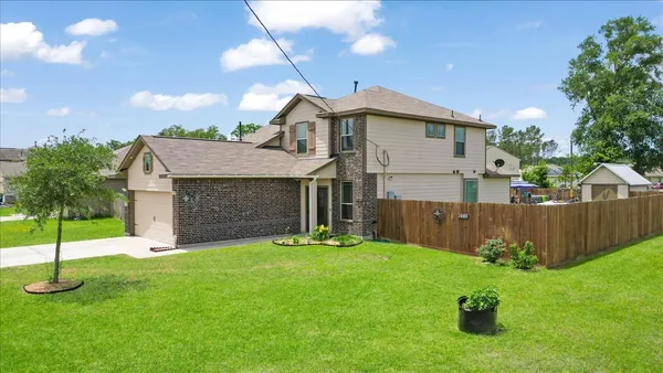 $262,500 | 1685 County Road 5102 East, Cleveland, TX 77327