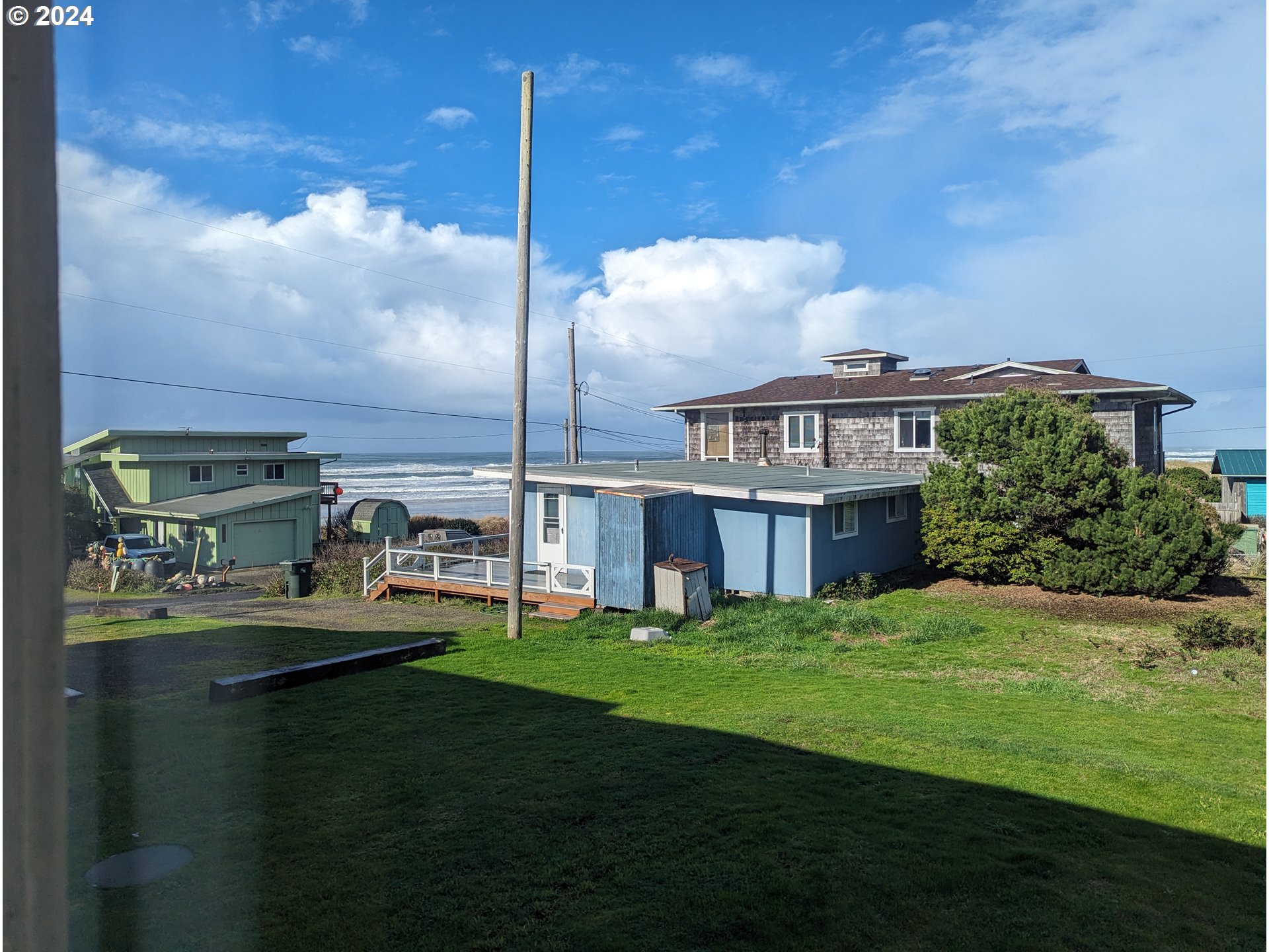 88565 2nd Avenue Florence, OR 97439 - Photo 2 of 23