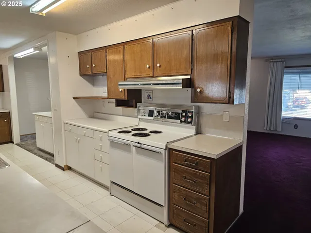 $350,000 | 3218 Southwest Isaac Avenue, Pendleton, OR 97801