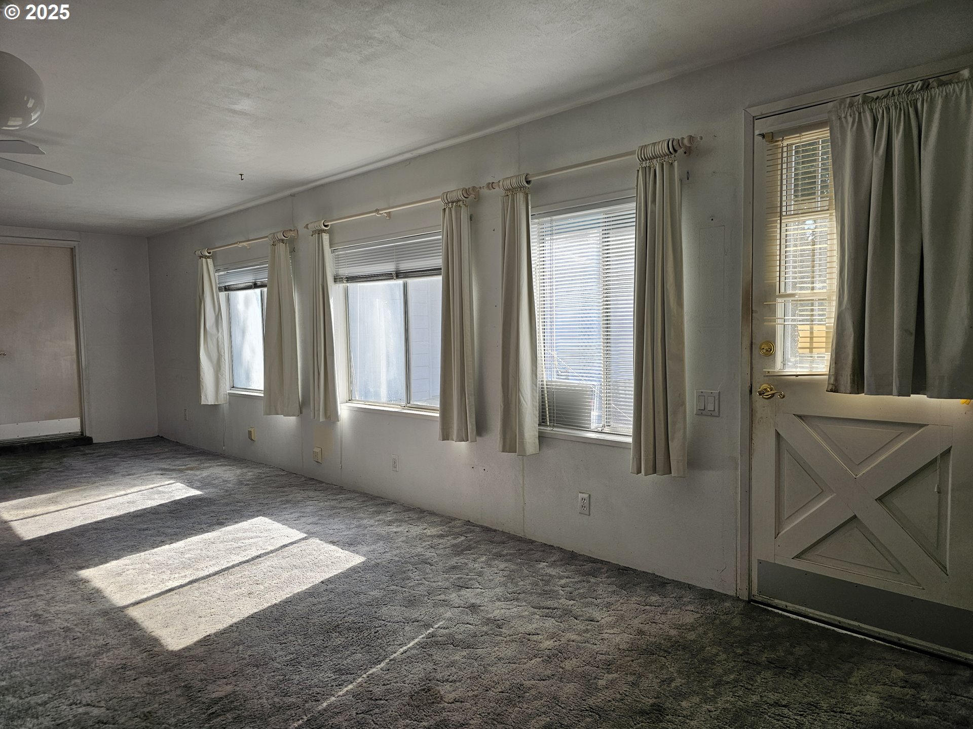 3218 Southwest Isaac Avenue Pendleton, OR 97801 - Photo 15 of 44