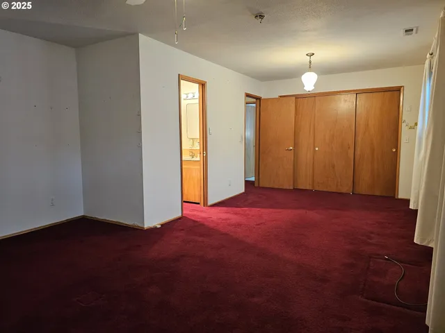 $350,000 | 3218 Southwest Isaac Avenue, Pendleton, OR 97801