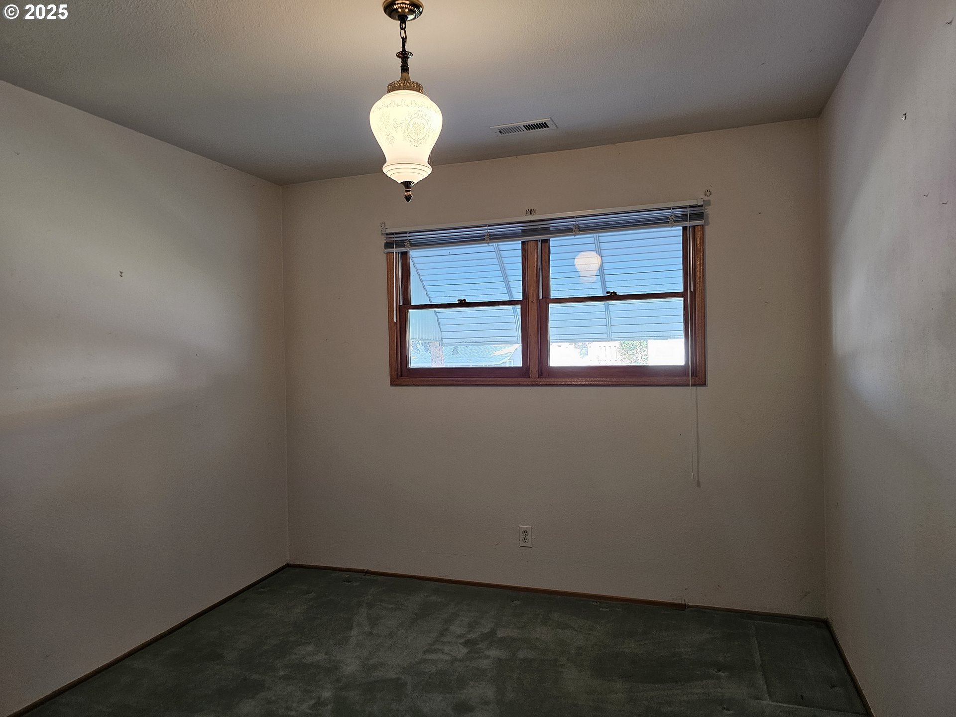 3218 Southwest Isaac Avenue Pendleton, OR 97801 - Photo 30 of 44