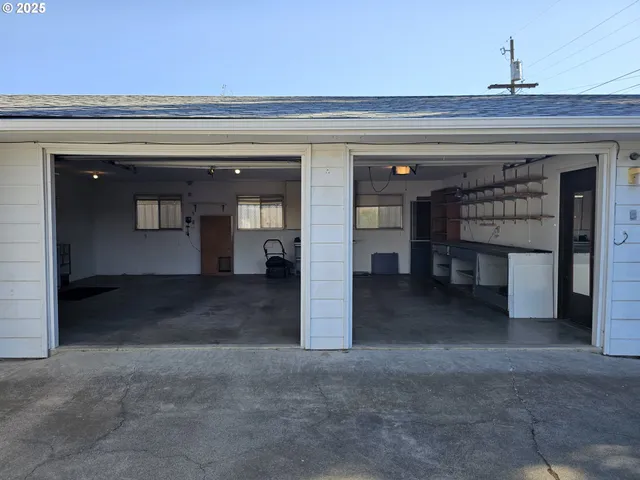 $350,000 | 3218 Southwest Isaac Avenue, Pendleton, OR 97801