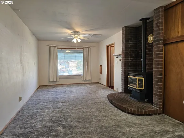 $350,000 | 3218 Southwest Isaac Avenue, Pendleton, OR 97801