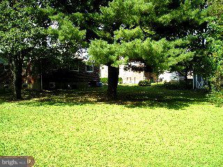 2233 Bridgewater Road Aston, PA 19014 - Photo 2 of 5