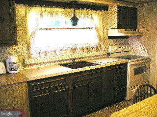 2233 Bridgewater Road Aston, PA 19014 - Photo 5 of 5