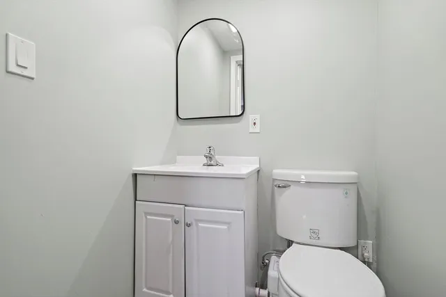 $3,600 | 2 Starbird Avenue, Unit 2, Boston, MA 02131