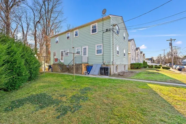 $3,400 | 2 Starbird Avenue, Unit 2, Boston, MA 02131