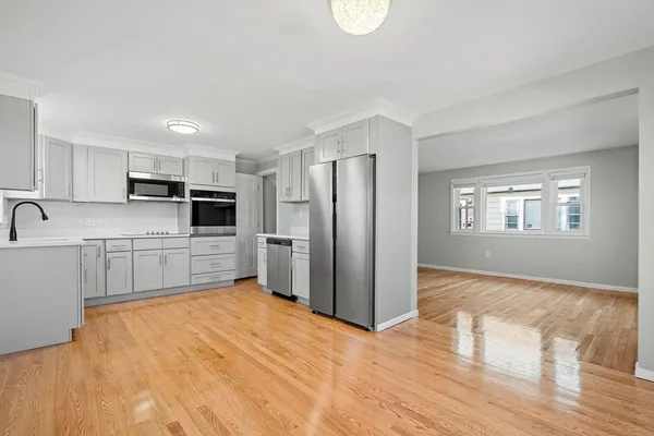 $3,400 | 2 Starbird Avenue, Unit 2, Boston, MA 02131