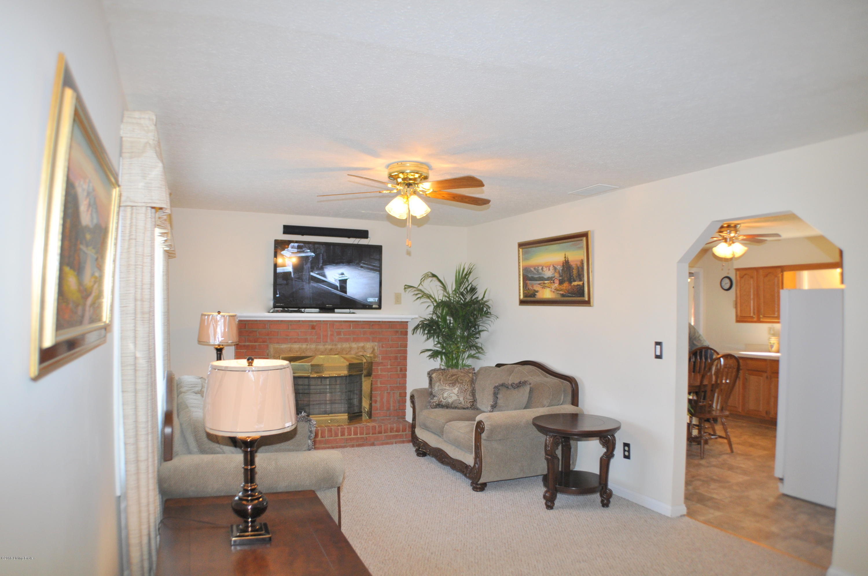 161 Russell Road Vine Grove, KY 40175 - Photo 5 of 38 DSC_0005