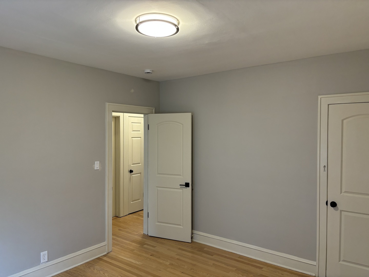 247 Oakland Grove Elmhurst, IL 60126 - Photo 12 of 22