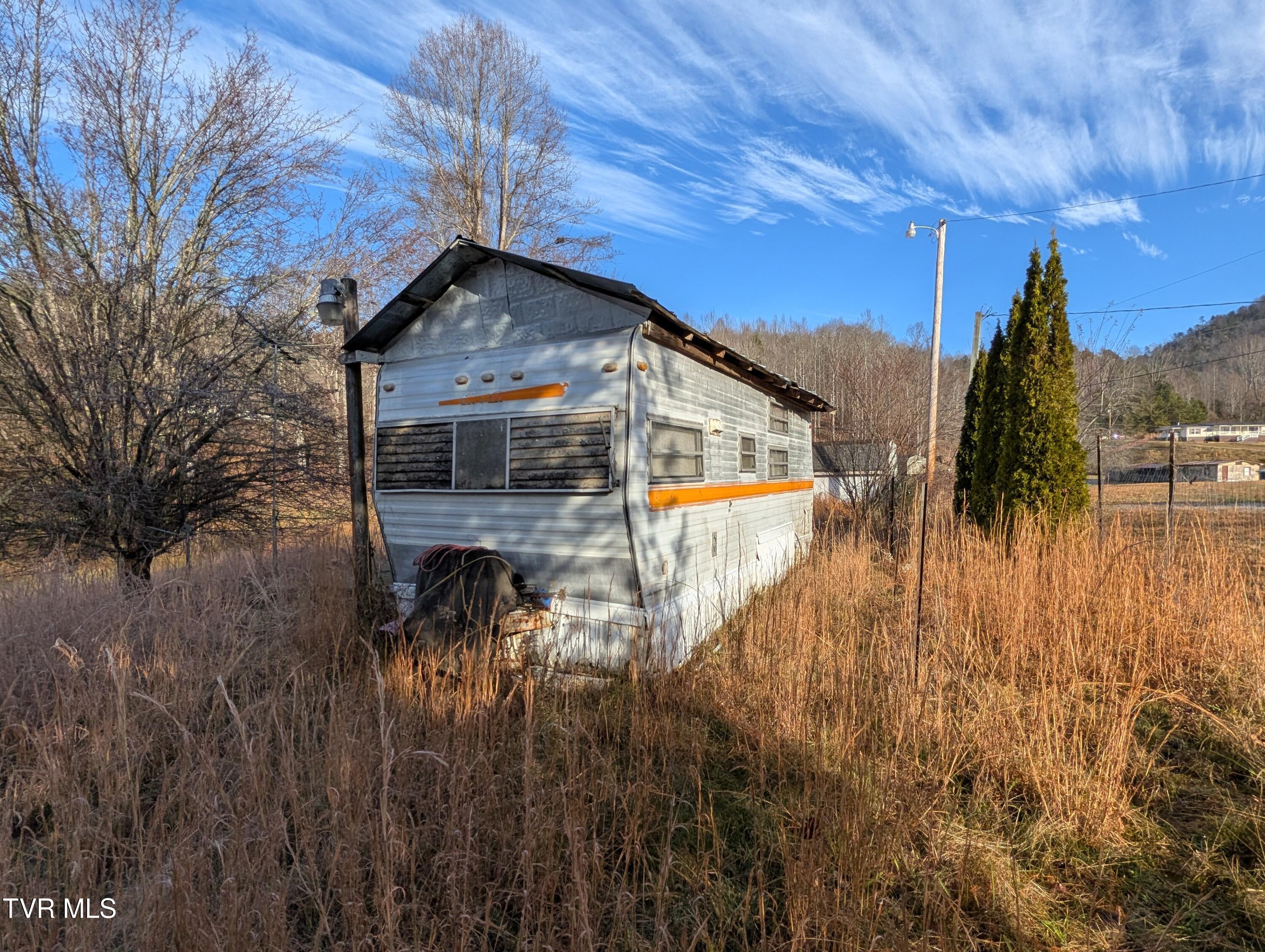9304 Hunters Valley W Road Duffield, VA 24244 - Photo 11 of 20 2025-12-07 09.41.13