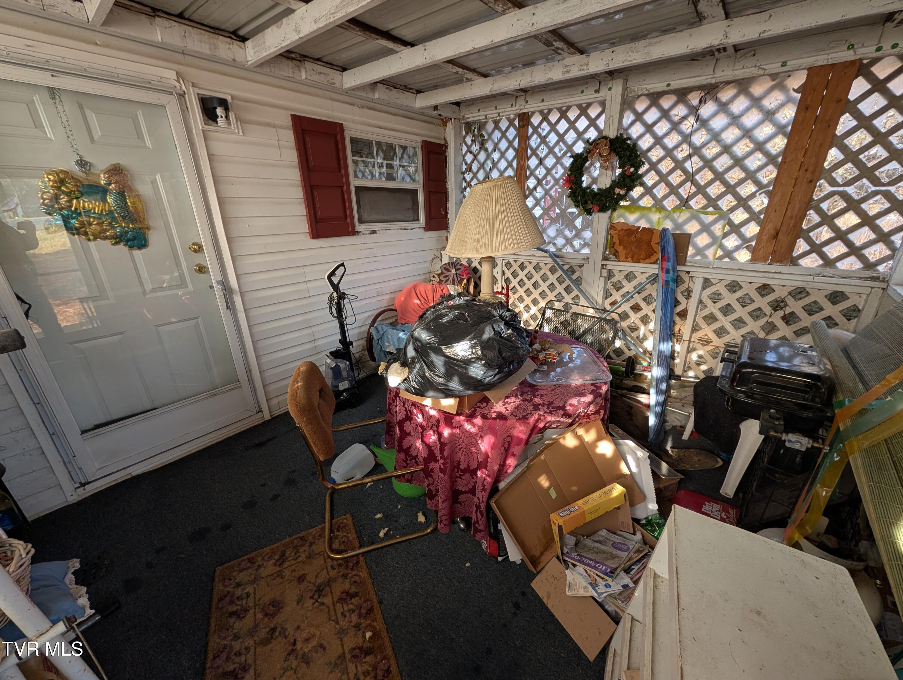 9304 Hunters Valley W Road Duffield, VA 24244 - Photo 12 of 20 2025-12-07 09.42.43