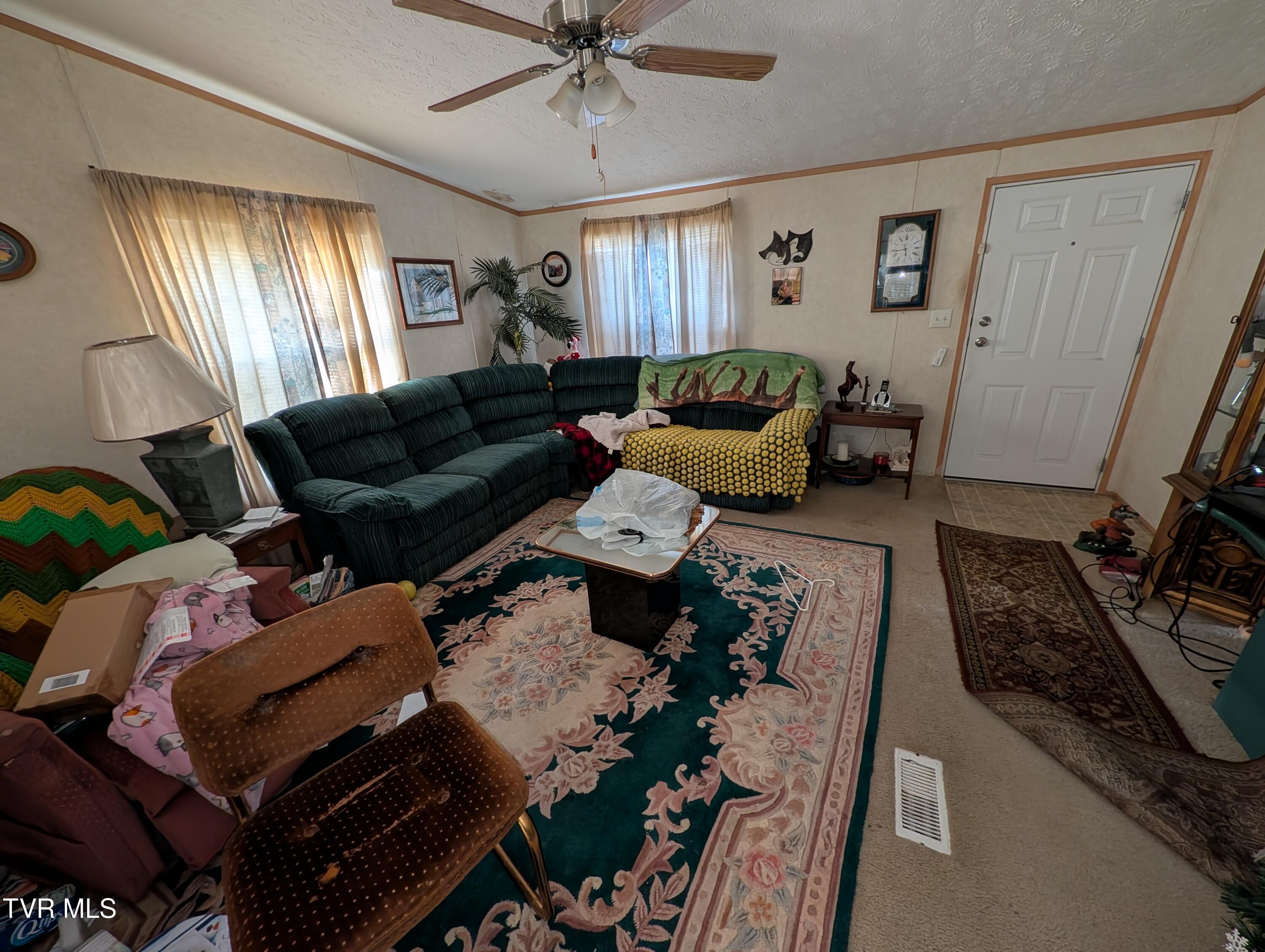 9304 Hunters Valley W Road Duffield, VA 24244 - Photo 15 of 20 2025-12-07 09.44.58