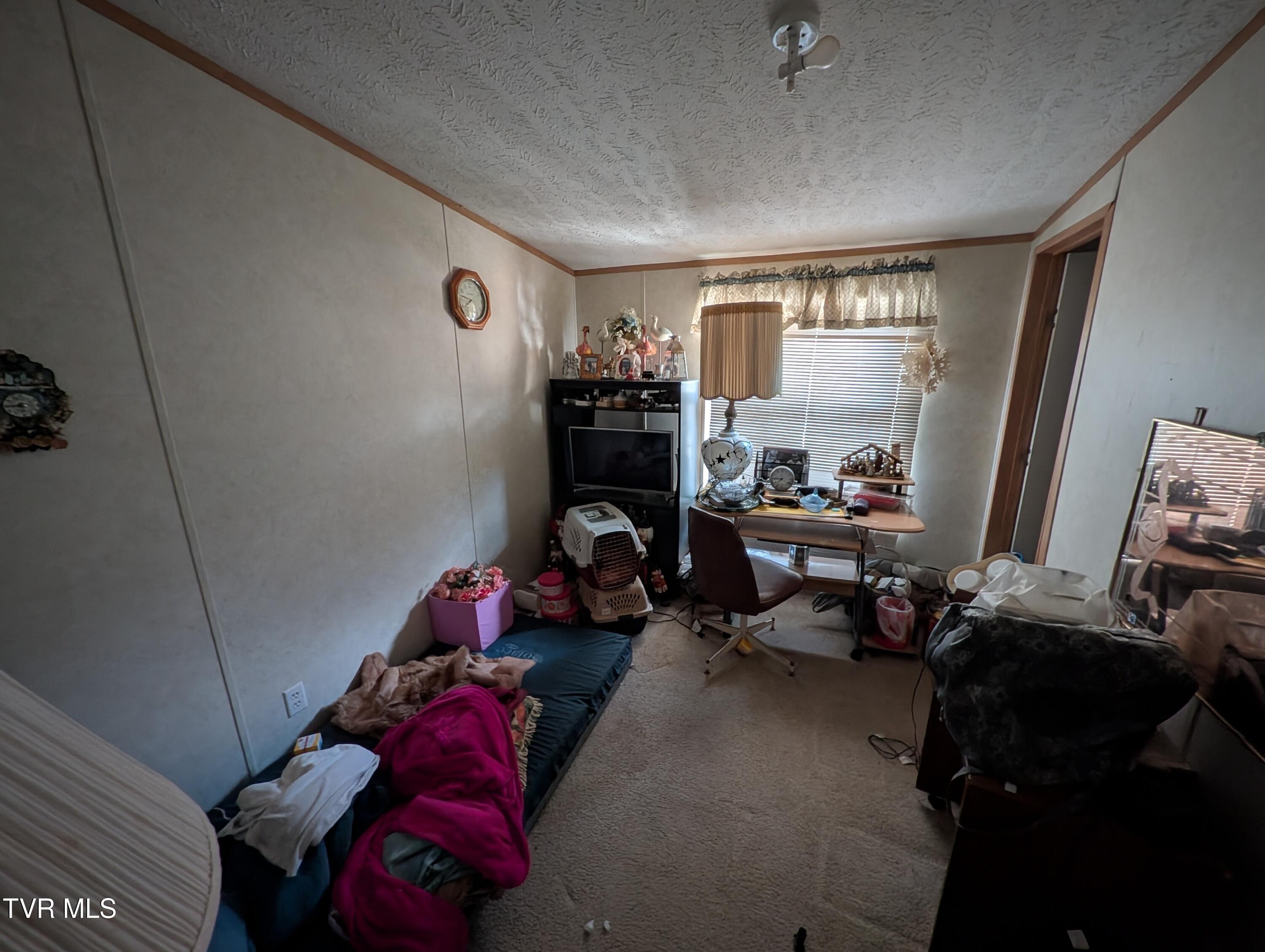 9304 Hunters Valley W Road Duffield, VA 24244 - Photo 16 of 20 2025-12-07 09.45.17