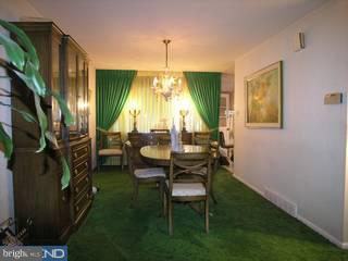 9268 Darlington Road Philadelphia, PA 19115 - Photo 3 of 6