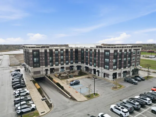 $545,000 | 9610 North Centennial Drive, Unit 206, Munster, IN 46321