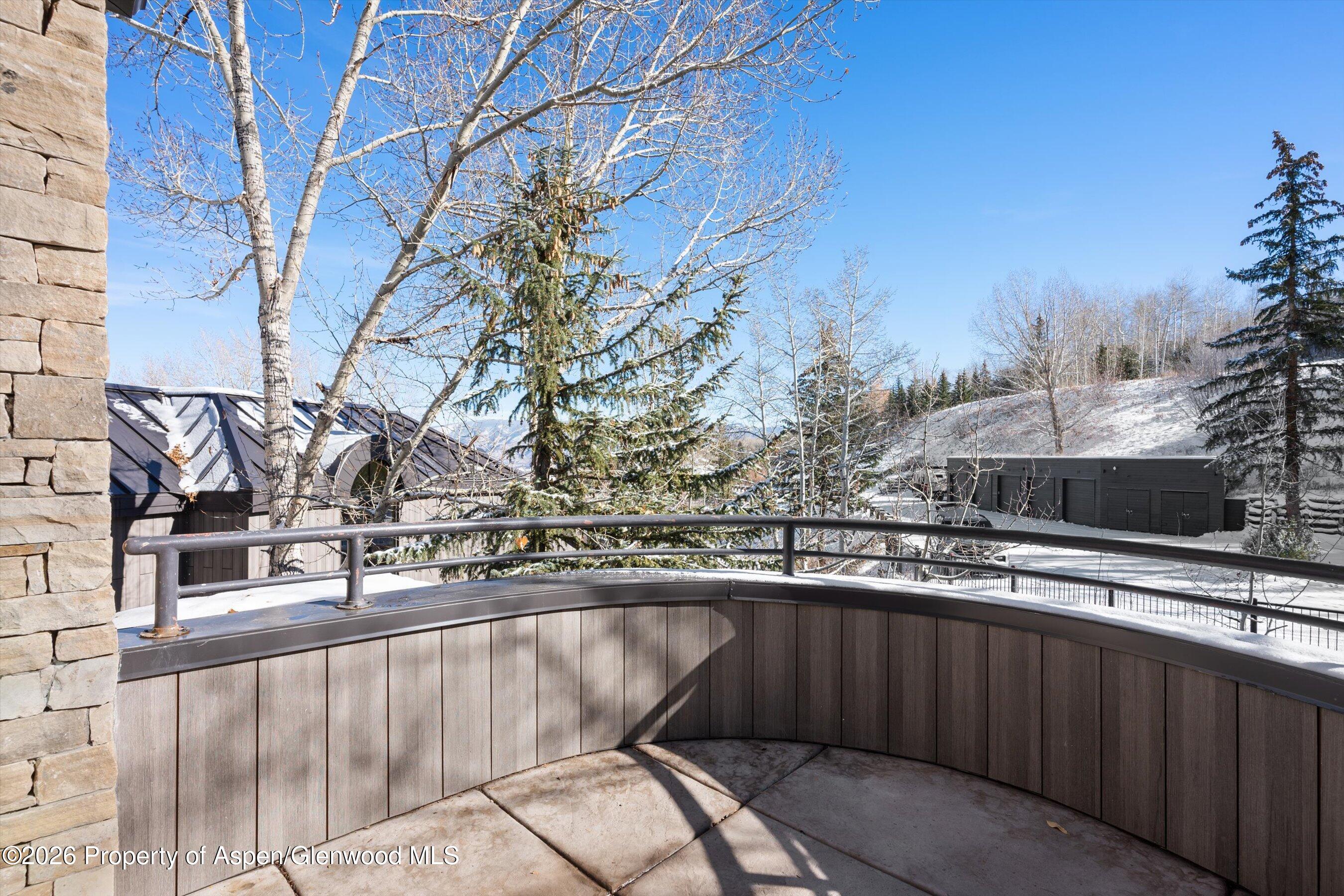 381 Ridge Road, Unit A5 Snowmass Village, CO 81615 - Photo 31 of 52 27-055-381RidgeRdA5_24111340