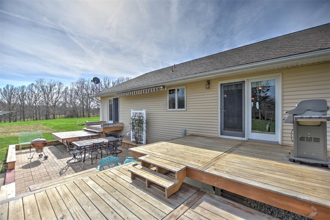 2204 East 1800 North Road Moweaqua, IL 62550 - Photo 29 of 48