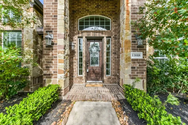 $5,000 | 13918 Majestic Spring Lane, Humble, TX 77396