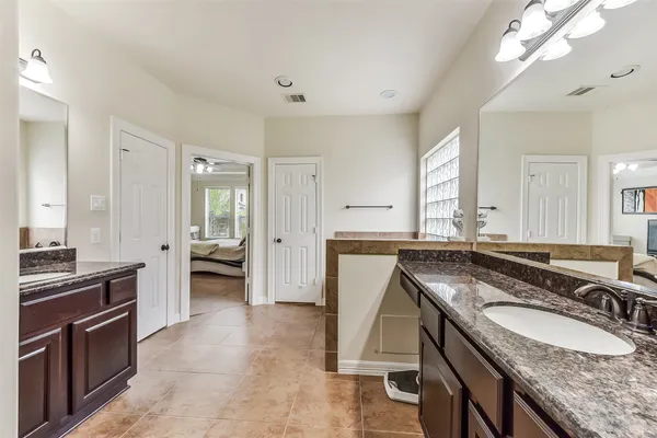 $5,000 | 13918 Majestic Spring Lane, Humble, TX 77396