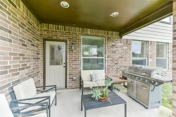 $5,000 | 13918 Majestic Spring Lane, Humble, TX 77396