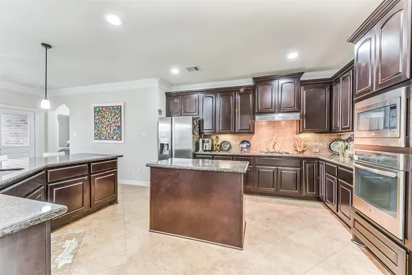 $5,000 | 13918 Majestic Spring Lane, Humble, TX 77396