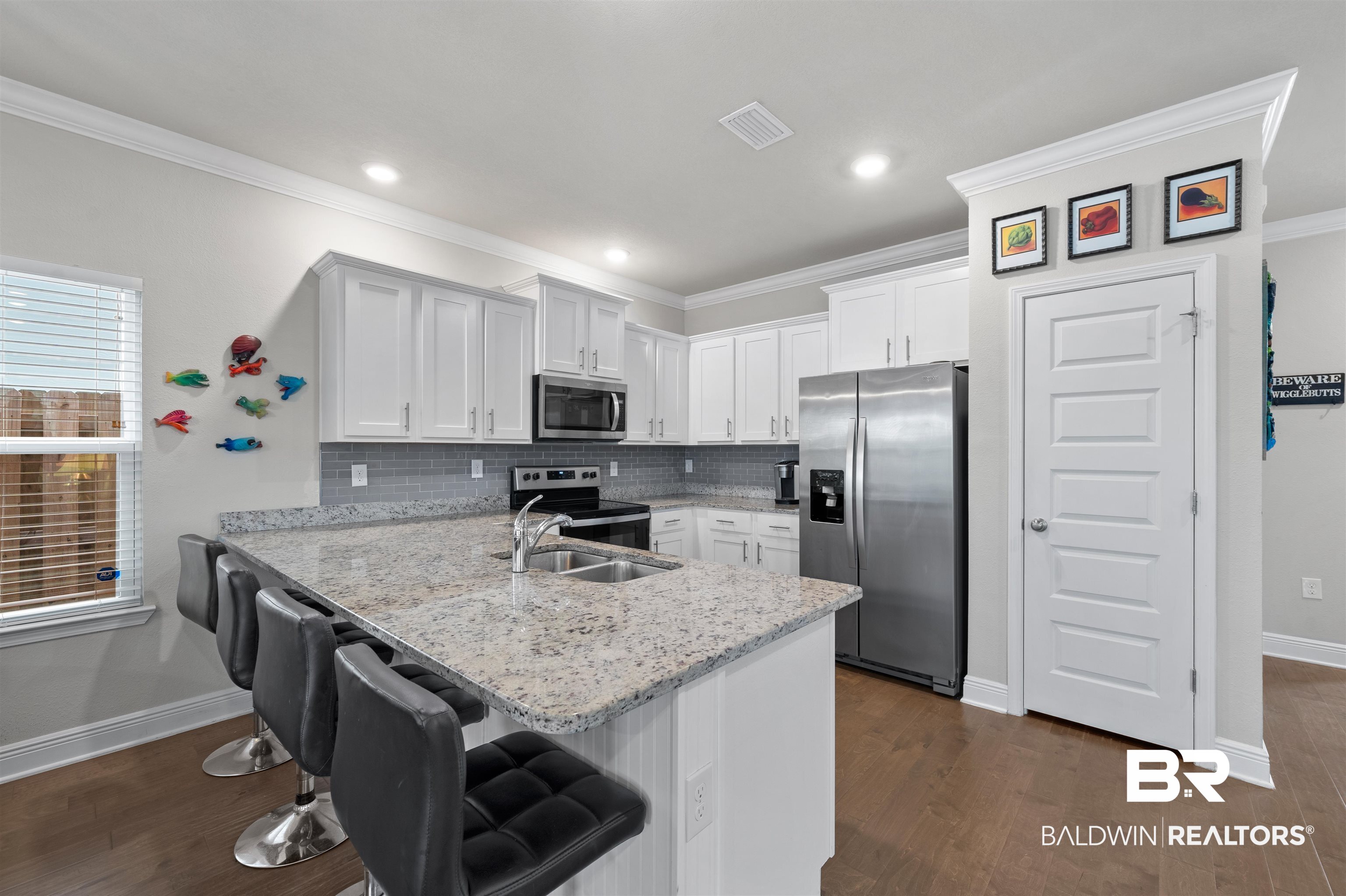 23938 Cottage Loop Orange Beach, AL 36561 - Photo 6 of 24 Kitchen