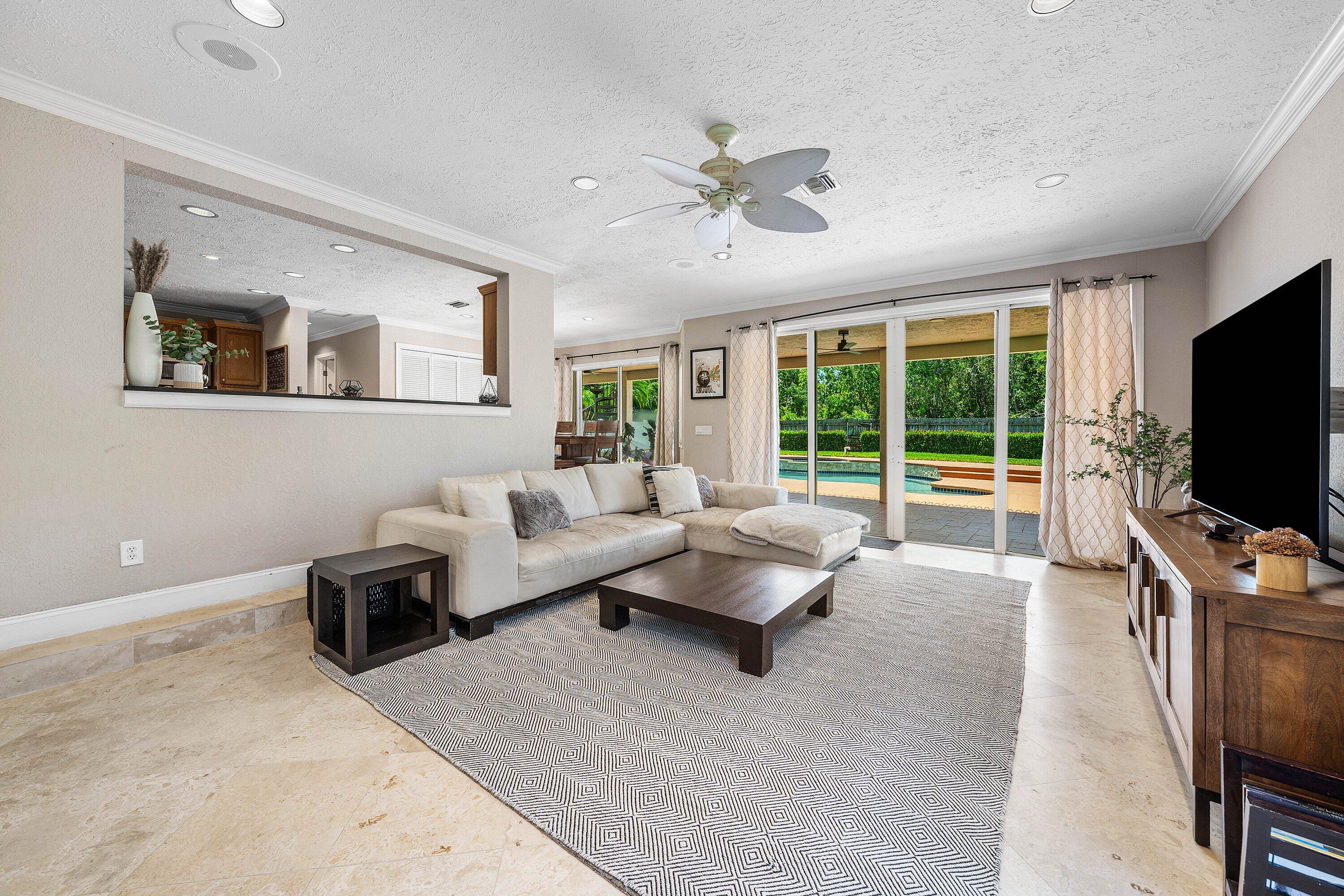 1560 Southwest 17th Street Boca Raton, FL 33486 - Photo 15 of 59 1560 SW 17th Street (17)