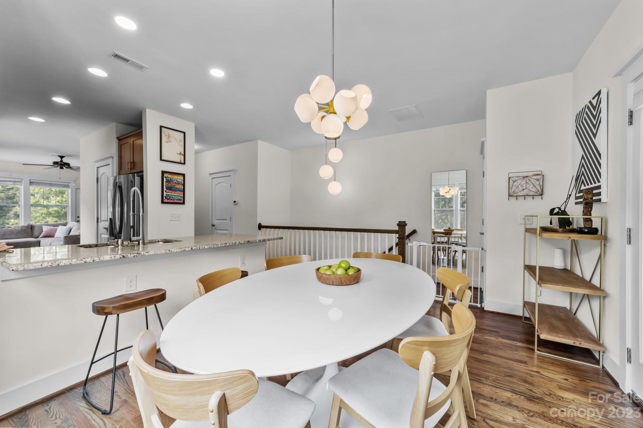 447 Spring Street Davidson, NC 28036 - Photo 12 of 31 Gallery Image 12