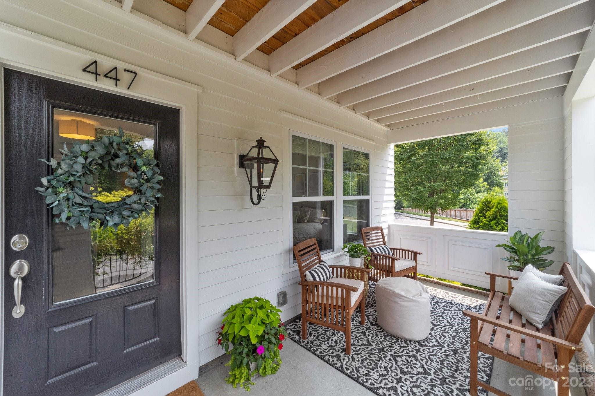447 Spring Street Davidson, NC 28036 - Photo 5 of 31 Gallery Image 5