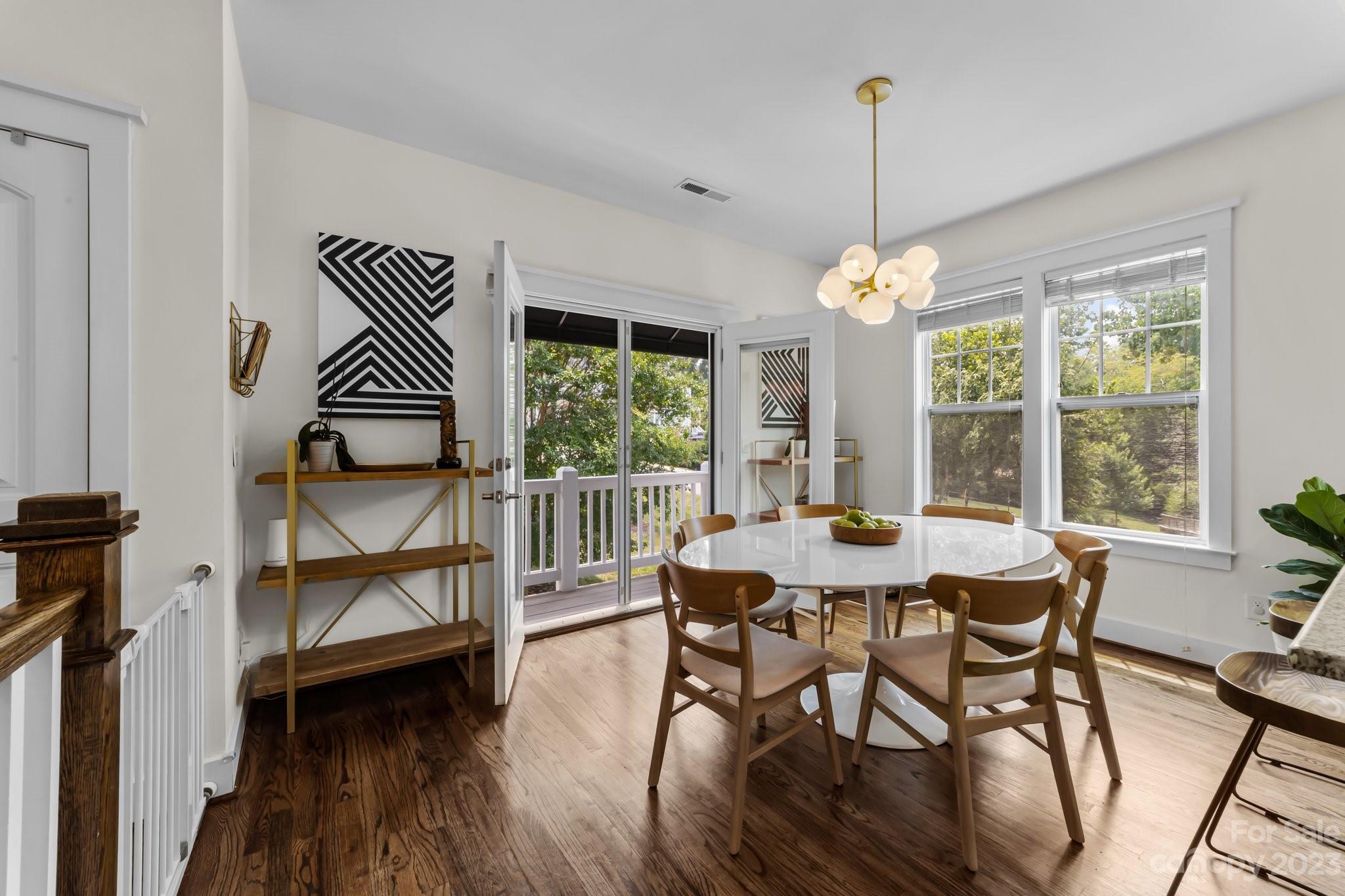 447 Spring Street Davidson, NC 28036 - Photo 10 of 31 Gallery Image 10
