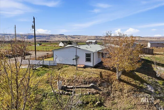 $649,900 | 4207 West Pershall Road, Marsing, ID 83639