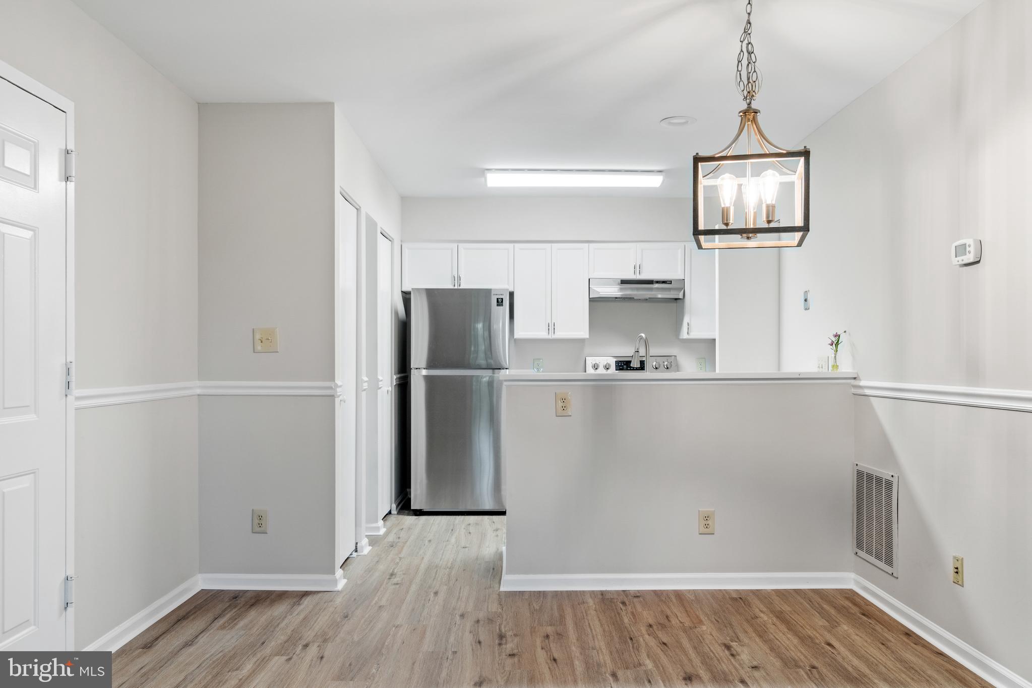 11142 Beaver Trail Court Reston, VA 20191 - Photo 9 of 36 Dining Room