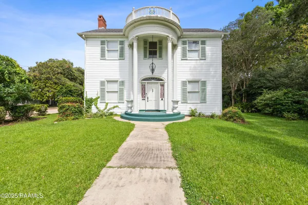 $2,300 | 228 Amelia Street, Lafayette, LA 70506
