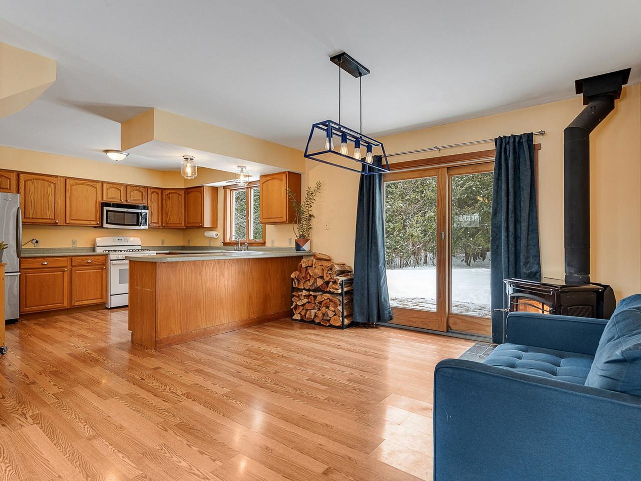 182 Rotax Road Monkton, VT 05461 - Photo 5 of 58