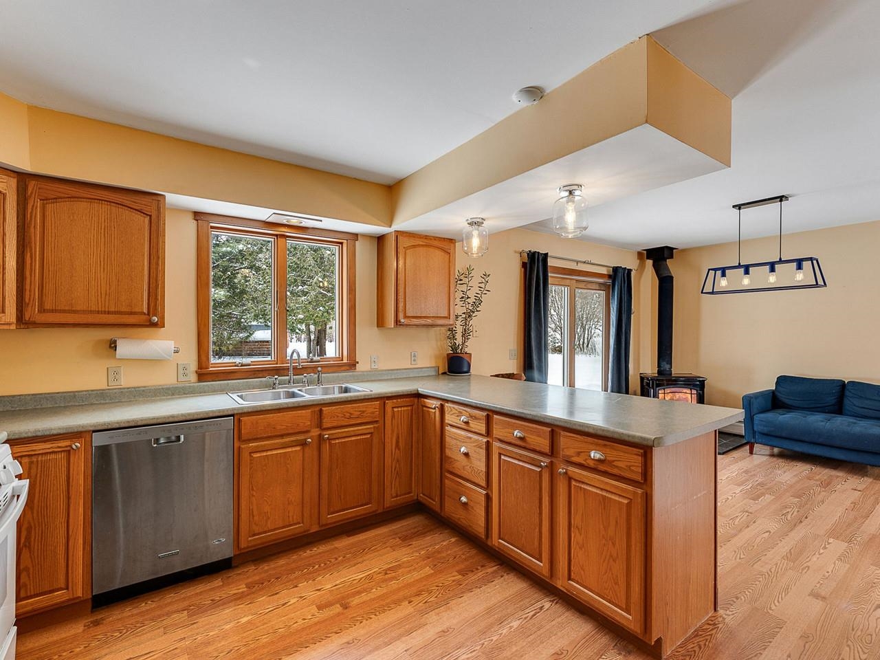 182 Rotax Road Monkton, VT 05461 - Photo 7 of 58