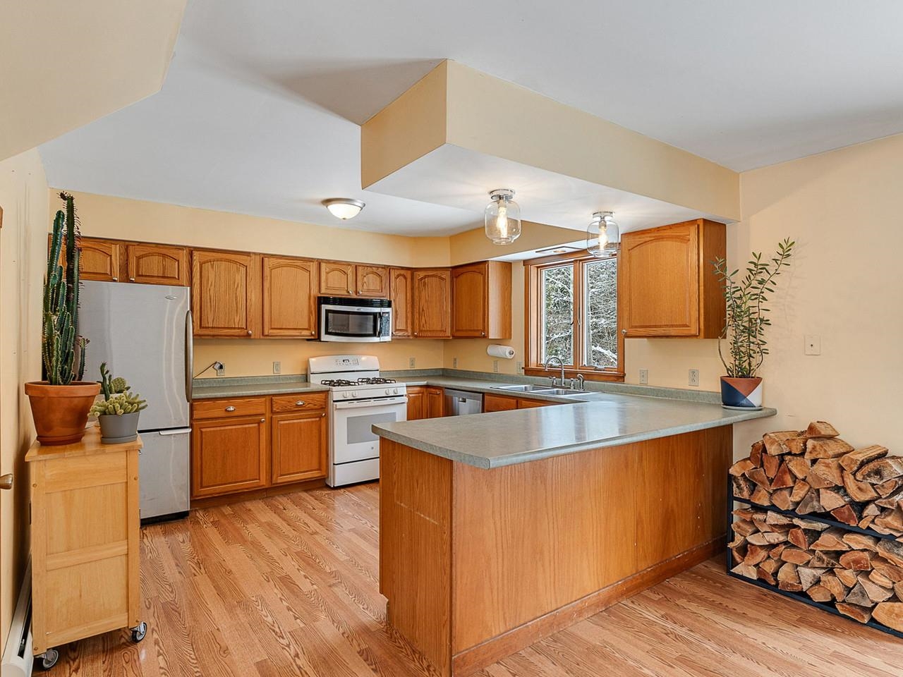 182 Rotax Road Monkton, VT 05461 - Photo 9 of 58