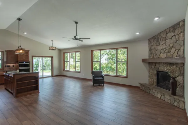 $584,900 | 14502 Lynndale Drive North, Baxter, MN 56425