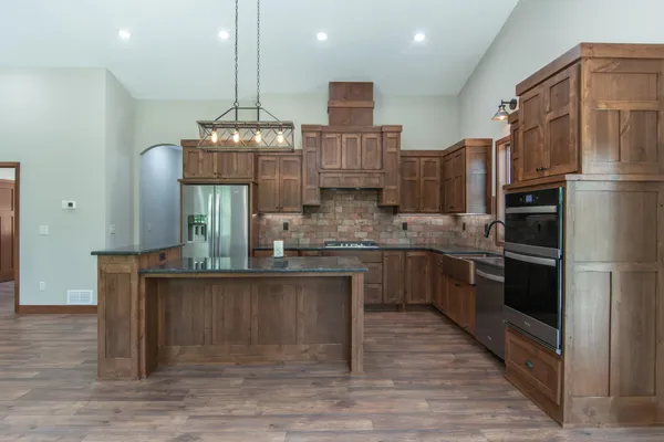 $584,900 | 14502 Lynndale Drive North, Baxter, MN 56425