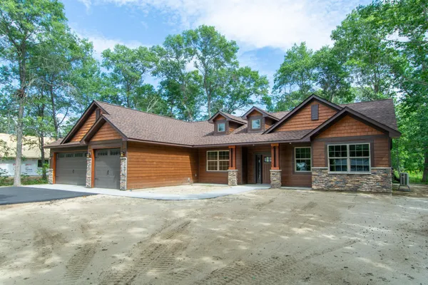 $584,900 | 14502 Lynndale Drive North, Baxter, MN 56425