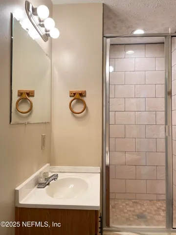 $1,100,000 | 1717 Lindsey Road, Jacksonville, FL 32221