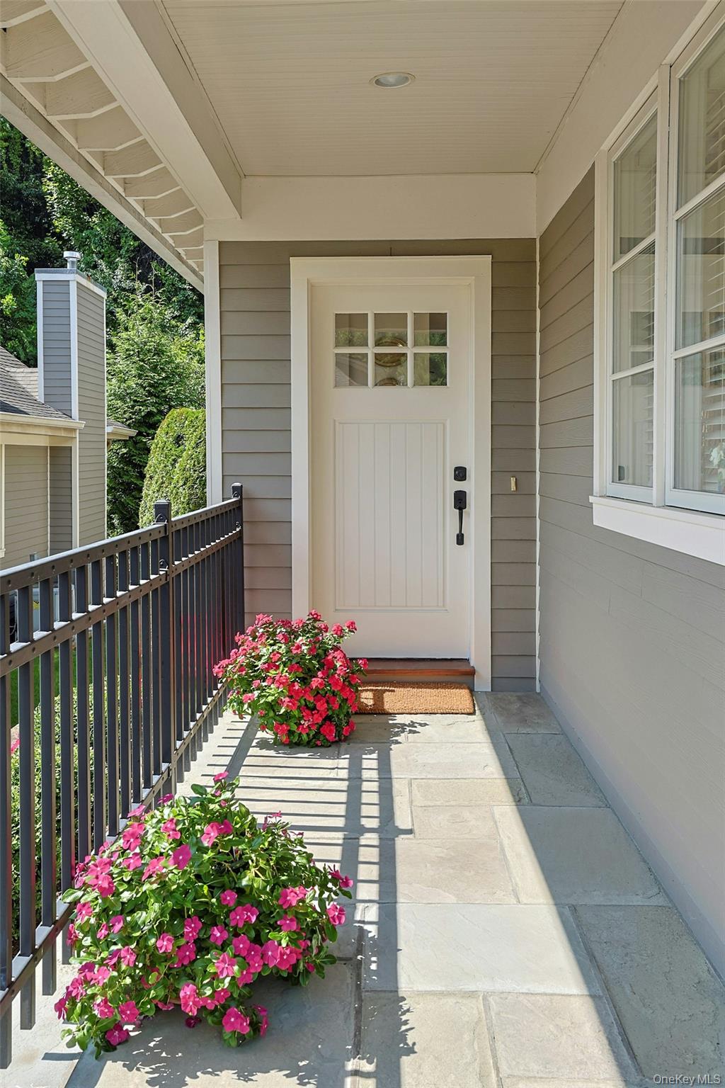 775 Scarsdale Road, Unit 7 Tuckahoe, NY 10707 - Photo 24 of 27 a view of a flowers in front of the house