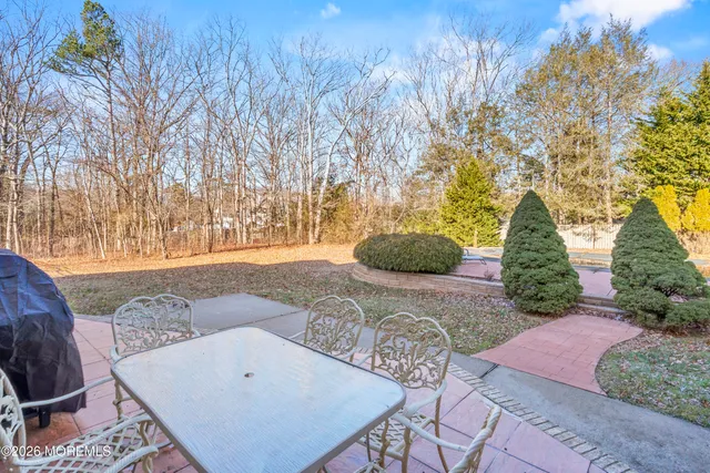 $1,649,900 | 305 Woodview Court, Toms River, NJ 08755