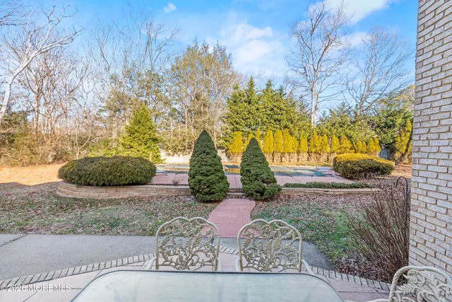 $1,649,900 | 305 Woodview Court, Toms River, NJ 08755