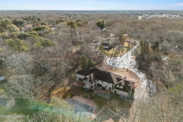 $1,649,900 | 305 Woodview Court, Toms River, NJ 08755