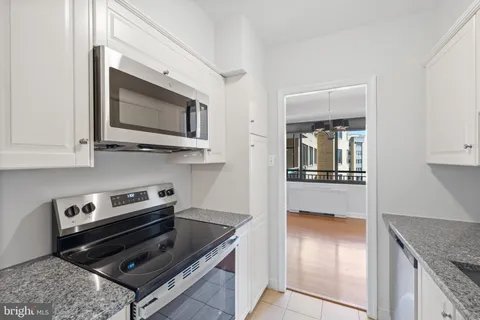 $215,000 | 4740 Connecticut Avenue Northwest, Unit 804, Washington, DC 20008