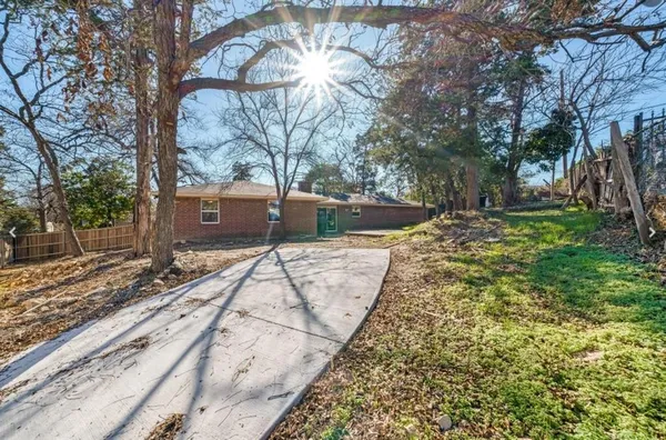 $2,600 | 1131 Forester Drive, Dallas, TX 75216