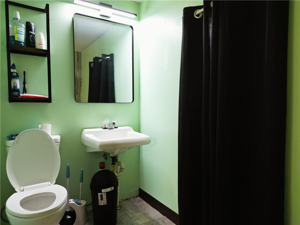 328 3rd Street Butler, PA 16001 - Photo 14 of 18